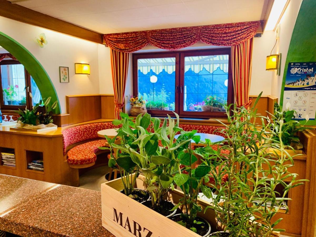 Hotel Aurora Molveno Kültér fotó