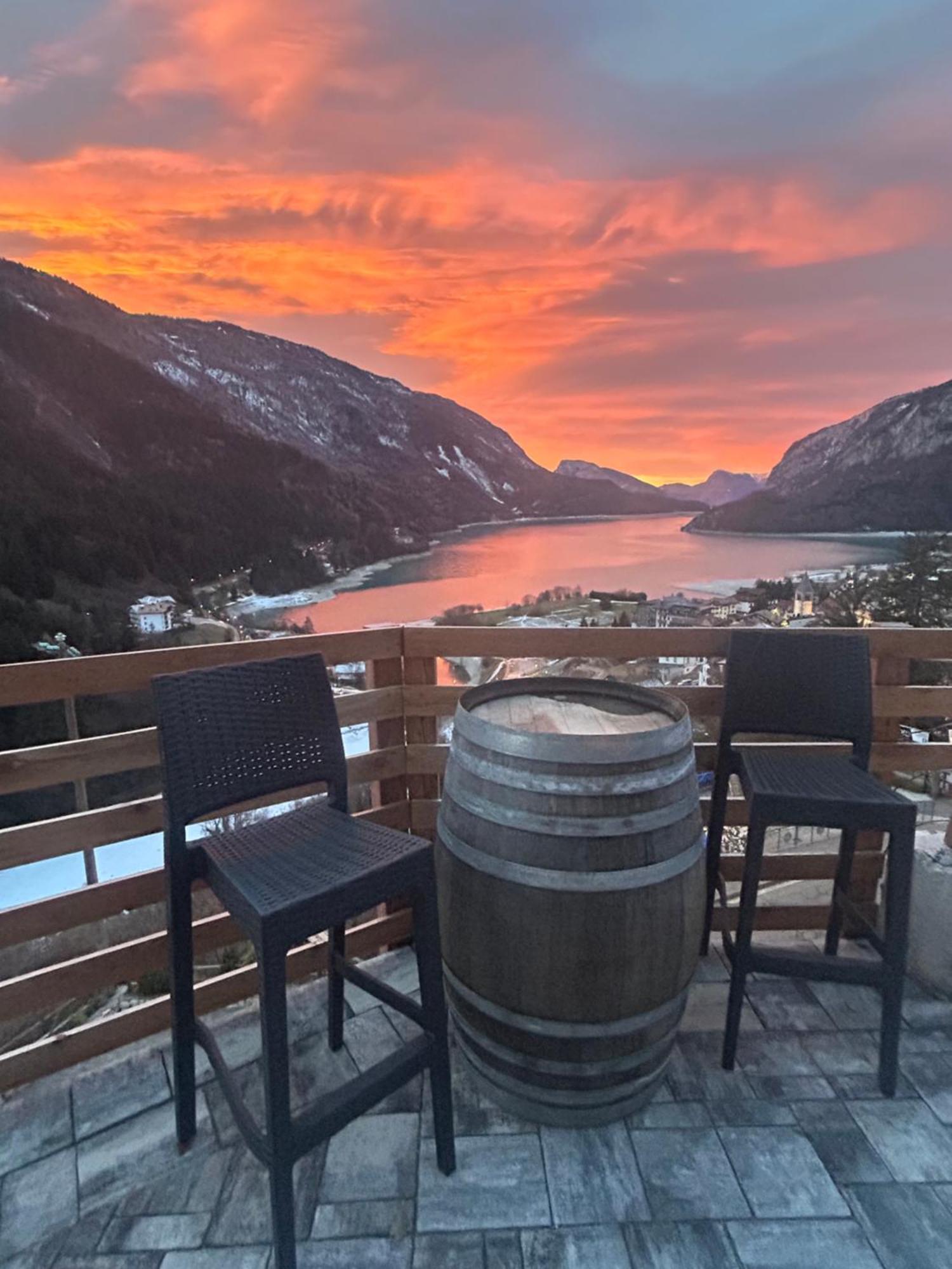Hotel Aurora Molveno Kültér fotó