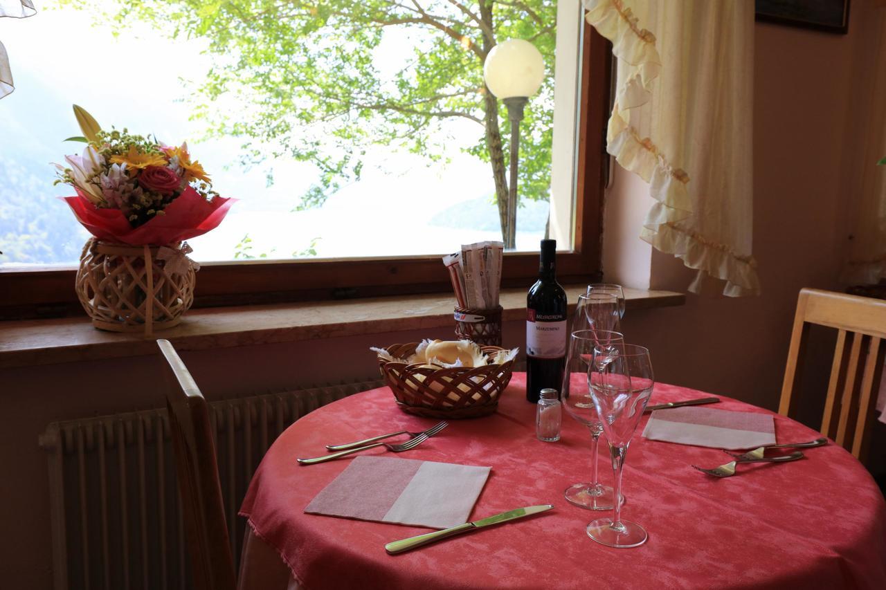 Hotel Aurora Molveno Kültér fotó