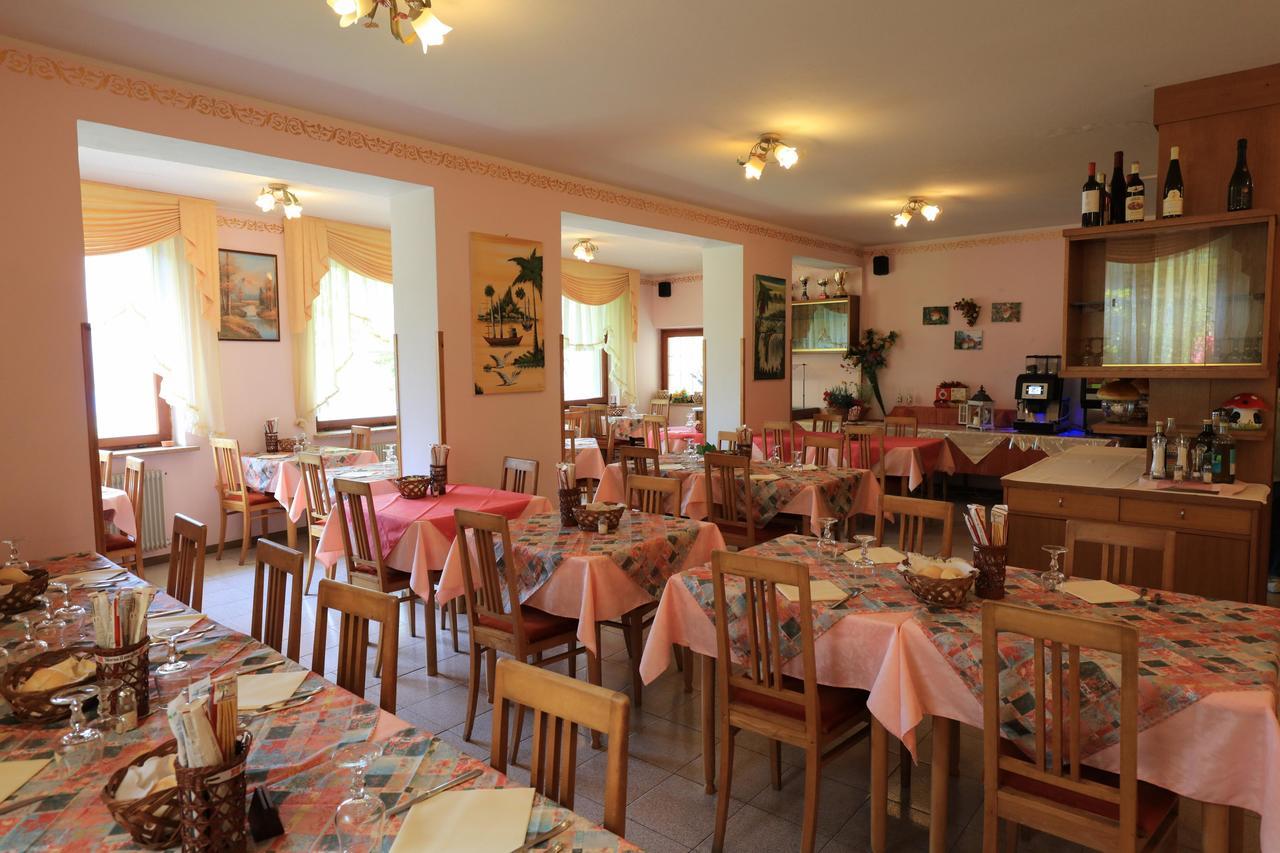 Hotel Aurora Molveno Kültér fotó
